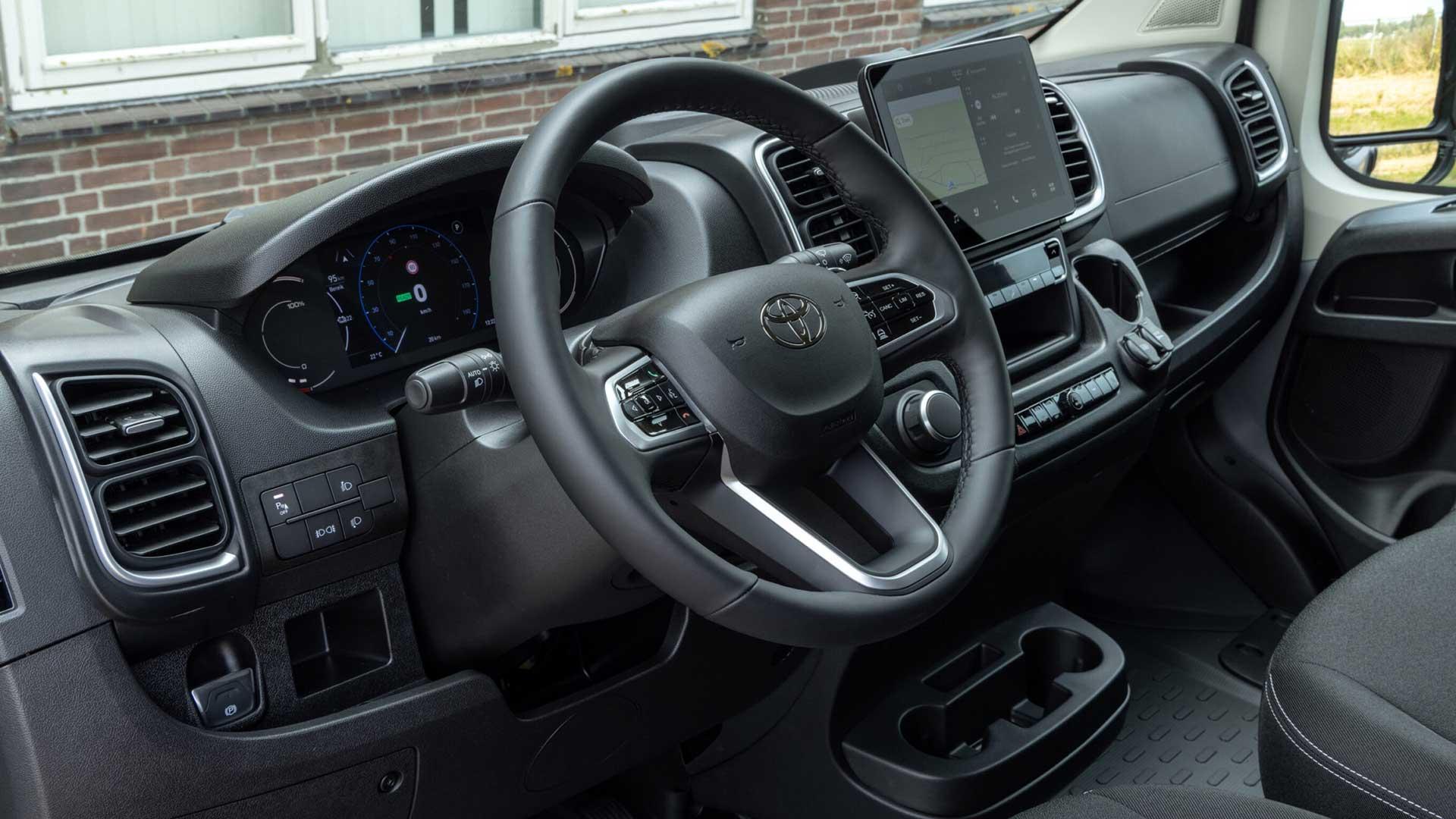 stuur en interieur Toyota ProAce Max