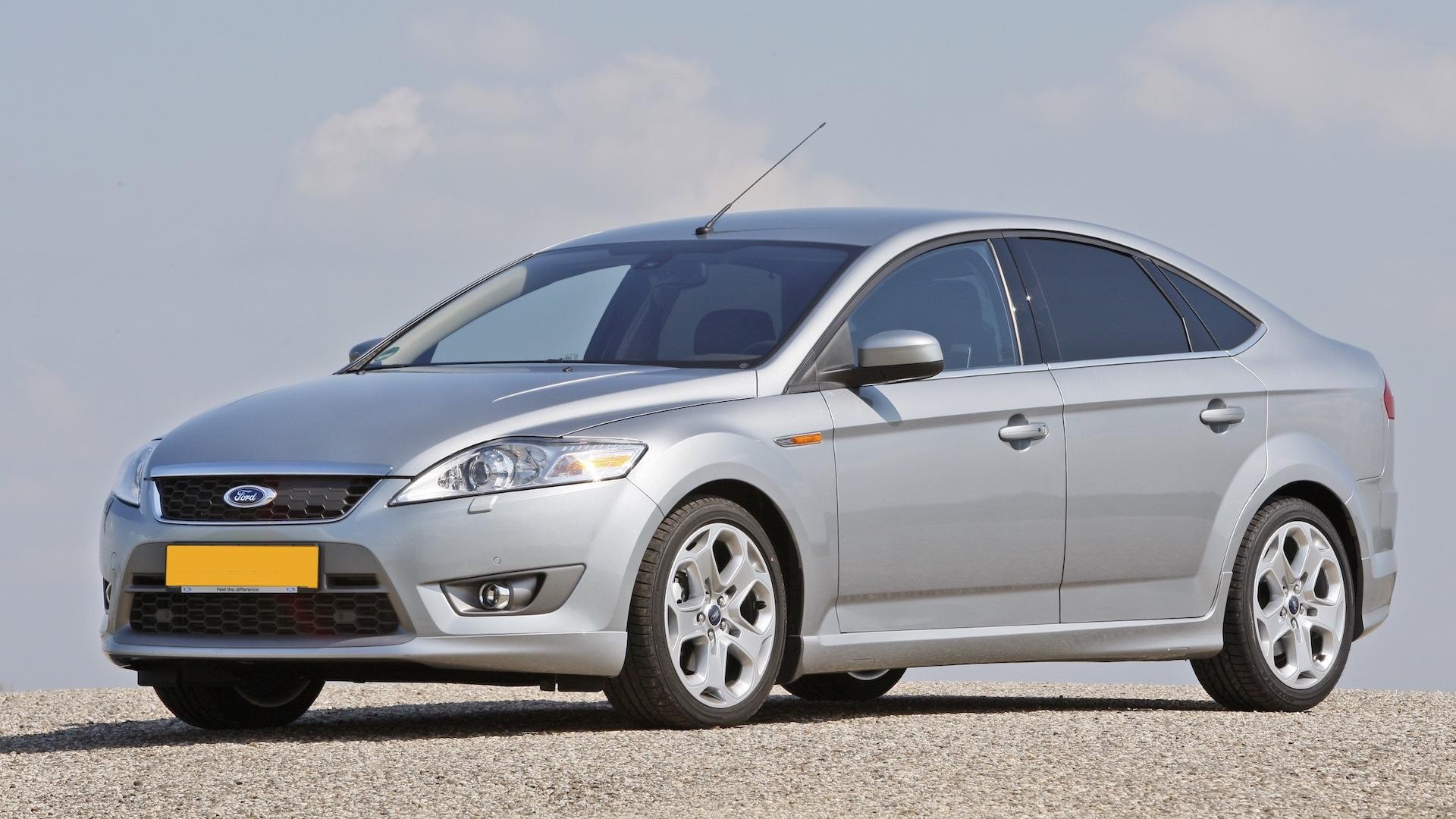 Ford Mondeo Titanium S 2.5T grijs (2007) zijkant links schuin voor