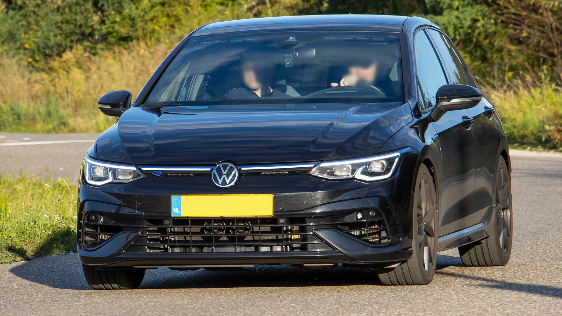Volkswagen Golf R 20 Years Edition van de politie Nederland
