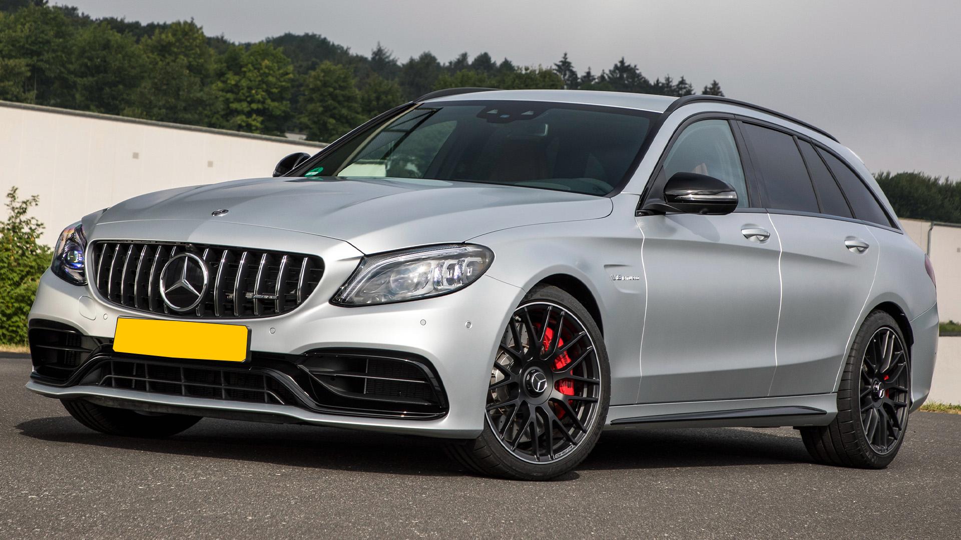 Mercedes AMG C 63 S Estate (S205) zilvergrijs (2019) zijkant links schuin voor