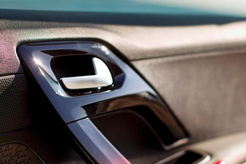 Peugeot 208 GTi deurgreep (2013)