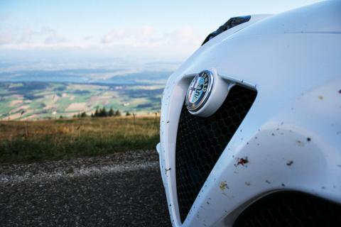 Alfa Romeo 4C logo (2015)