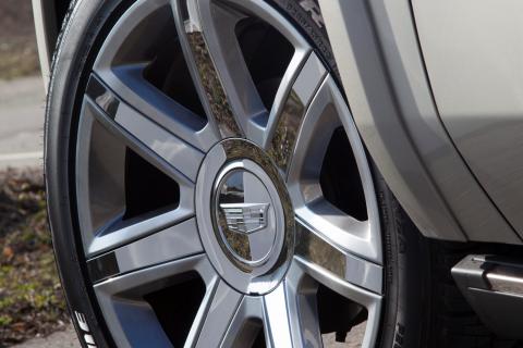Cadillac Escalade Platinum ESV (2015)