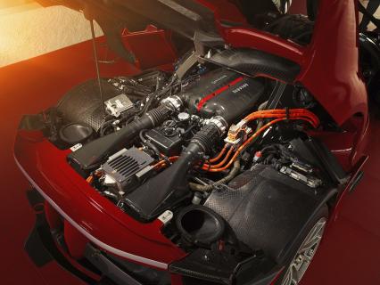 Ferrari FXXK motor (2015)