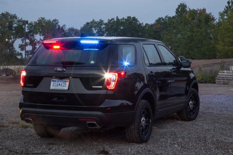 2016 Ford Police Interceptor Utility 3/4 rear view