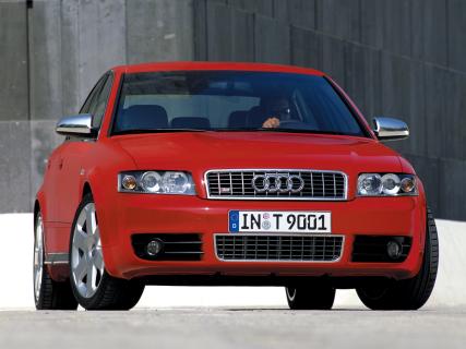 Audi S4 B6 rood goedkoper