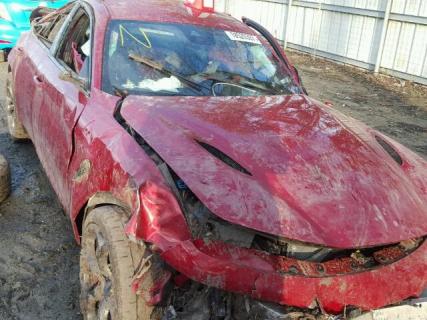 Alfa Romeo Giulia Quadrifoglio crash
