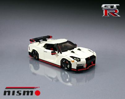 Nissan GT-R van Lego
