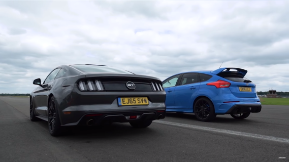 Ford Mustang V8 vs Ford Focus RS