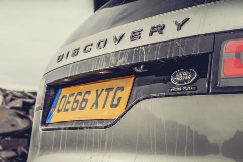Land Rover Discovery vs zijn rivalen