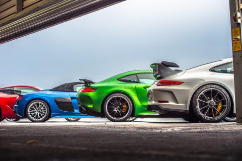 Lexus LC500 vs Audi R8 V10 Spyder vs Mercedes-AMG GT R vs Porsche 911 991 GT3