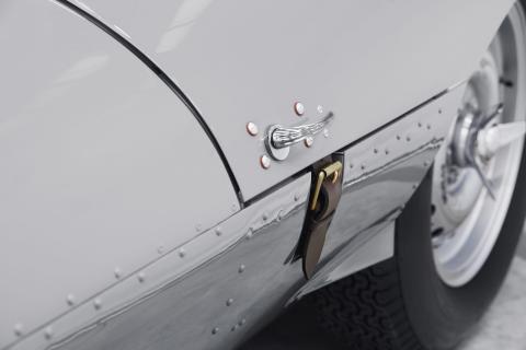 jaguar d-type longnose 2018 herproductie hendel motorkap