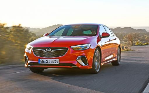 Opel Insignia GSi 2018 rood