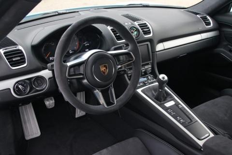 Porsche Cayman GT4 interieur
