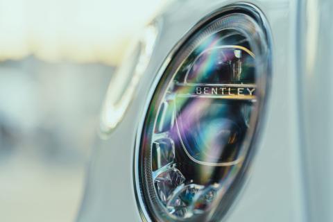 Bentley Bentayga Hybrid koplamp