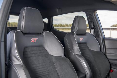 Ford Fiesta ST 2018 interieur stoelen