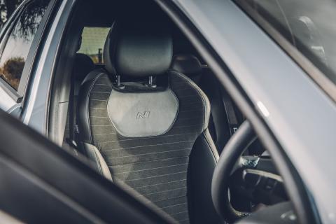 Hyundai i30 N stoel (2018)
