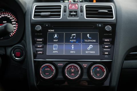 Subaru WRX STI infotainment scherm (2018)