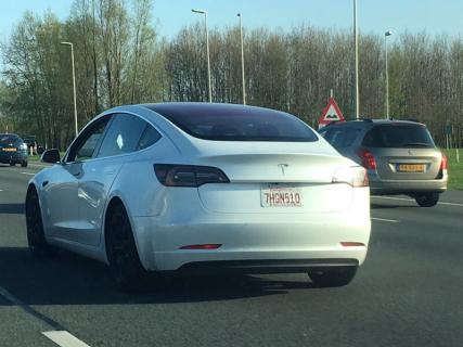 Tesla Model 3 in Nederland gespot