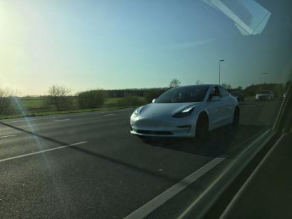 Tesla Model 3 in Nederland gespot