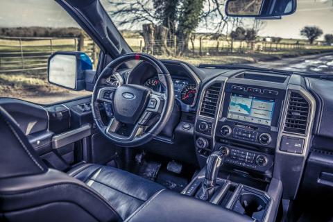 Ford F-150 Raptor Super Cab interieur (2018)