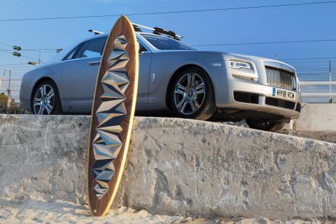 Surfplank van ROlls-Royce Ghost