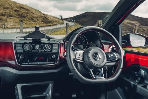 Volkswagen Up GTI cockpit
