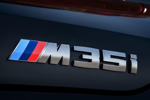 m35i logo