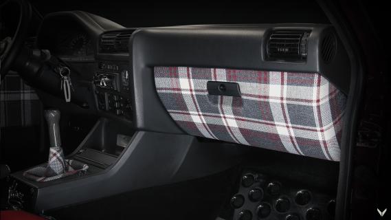 BMW M3 E30 Evo dashboardkastje