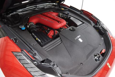 Ferrari SP30 V12-motor