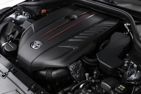 Motor van de Toyota Supra