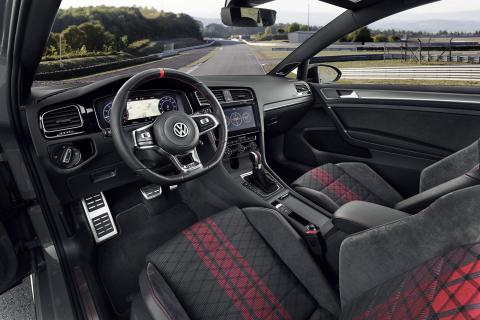 Volkswagen Golf GTI TCR interieur