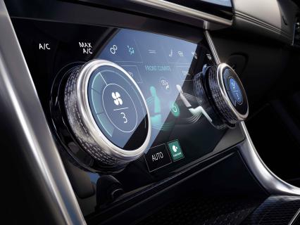 Jaguar XE Interieur 2019 scherm verwarming