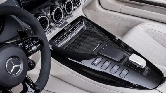 Mercedes-AMG GT R Roadster (2019) interieur