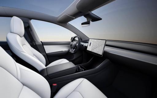Tesla Model Y 2019 interieur dashboard