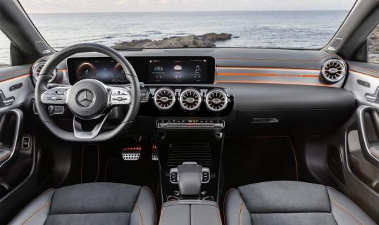Mercedes CLA Coupé 2019: 1e rij-indruk - dashboard
