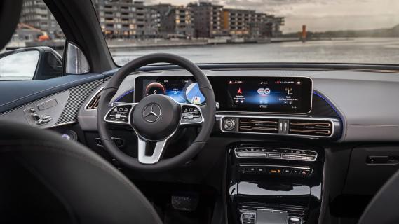 nieuwe Mercedes-Benz EQC elektrisch interieur