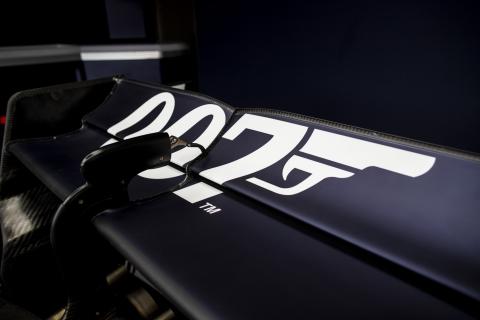 Red Bull Racing 007-bestickering