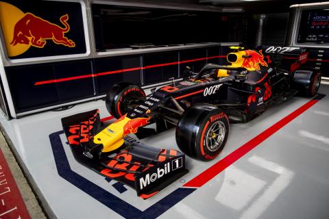 Red Bull Racing 007-bestickering