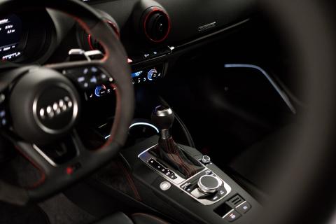 Abt Audi RS 3 interieur automaat pook