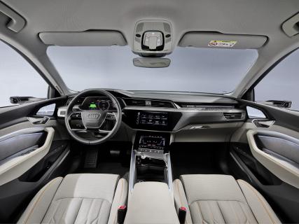 Audi e-tron 50 interieur