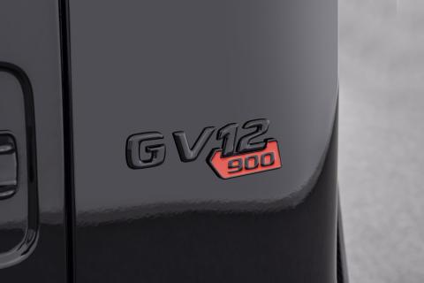 Brabus G V12 900 badge