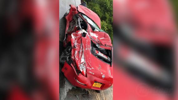 Geplette Nissan 350Z ongeluk crash