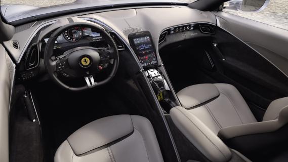 Ferrari Roma 2020 interieur dashboard