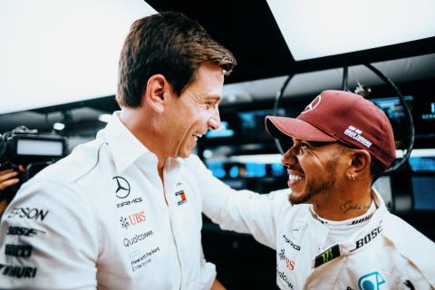 Toto Wolff en Lewis Hamilton GP van Singapore 2018