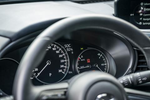 Mazda MX-30 prototype 2020 1e rij-indruk dashboard tellers