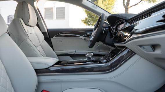 Audi S8 2020 interieur