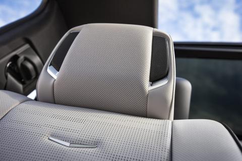 Cadillac Escalade 2021 stoel hoofdsteun speaker