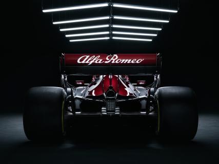 Alfa Romeo F1 auto voor 2020 recht achter