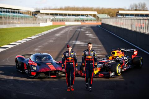 Aston Martin Valkyrie, Red Bull RB16, Max Verstappen, Alexander Albon